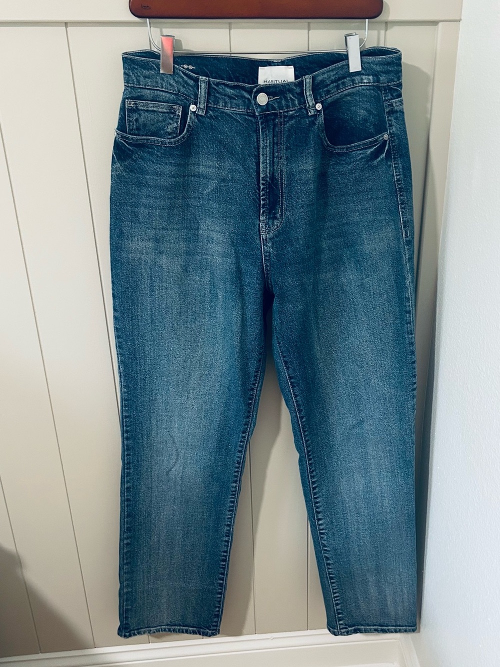 {Habitual} Women’s Jeans